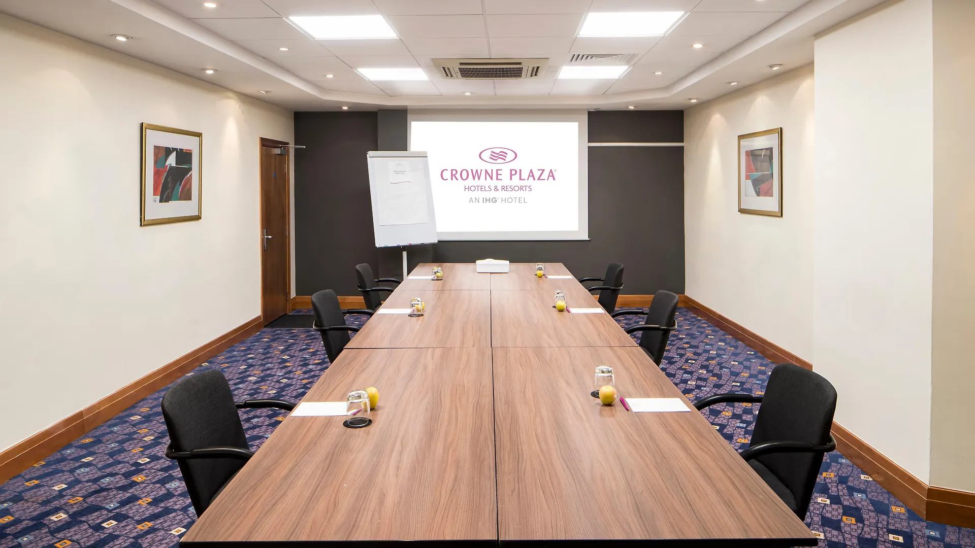 Crowne Plaza Nottingham By Ihg Hotel