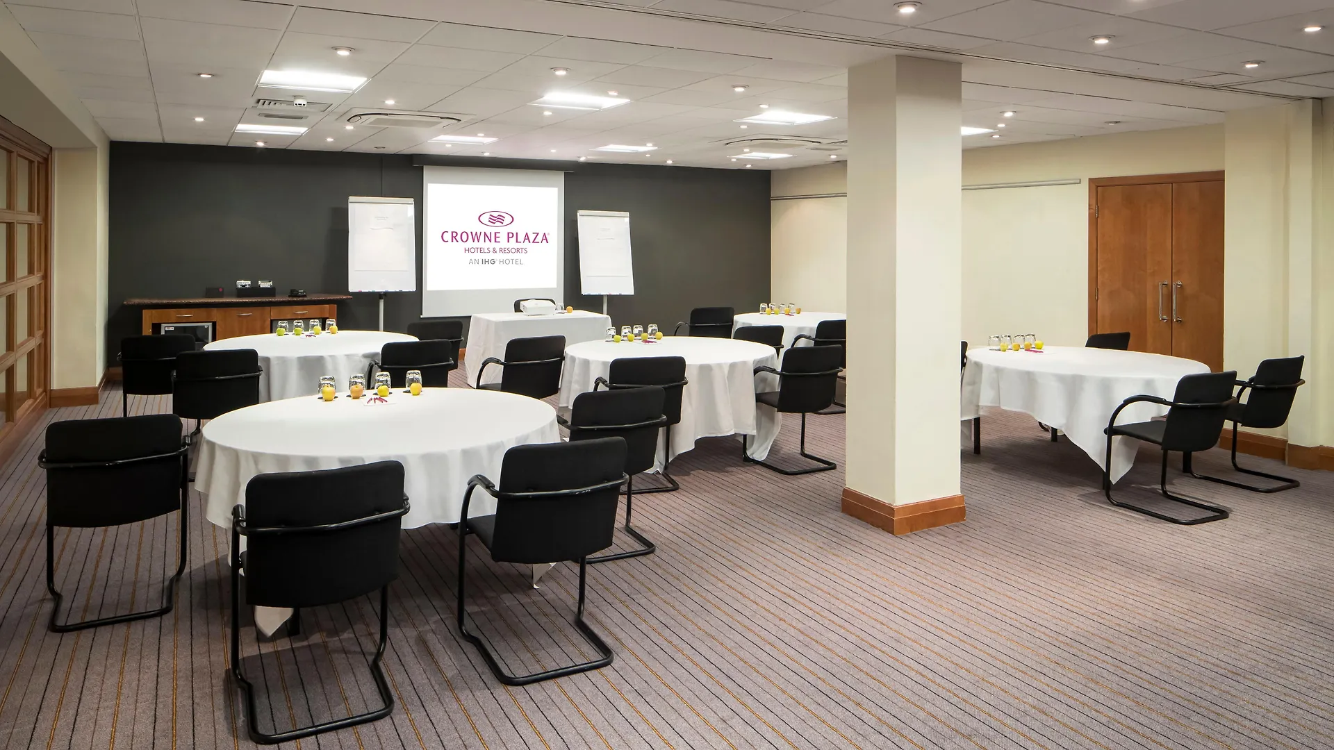 Crowne Plaza Nottingham By Ihg Hotel